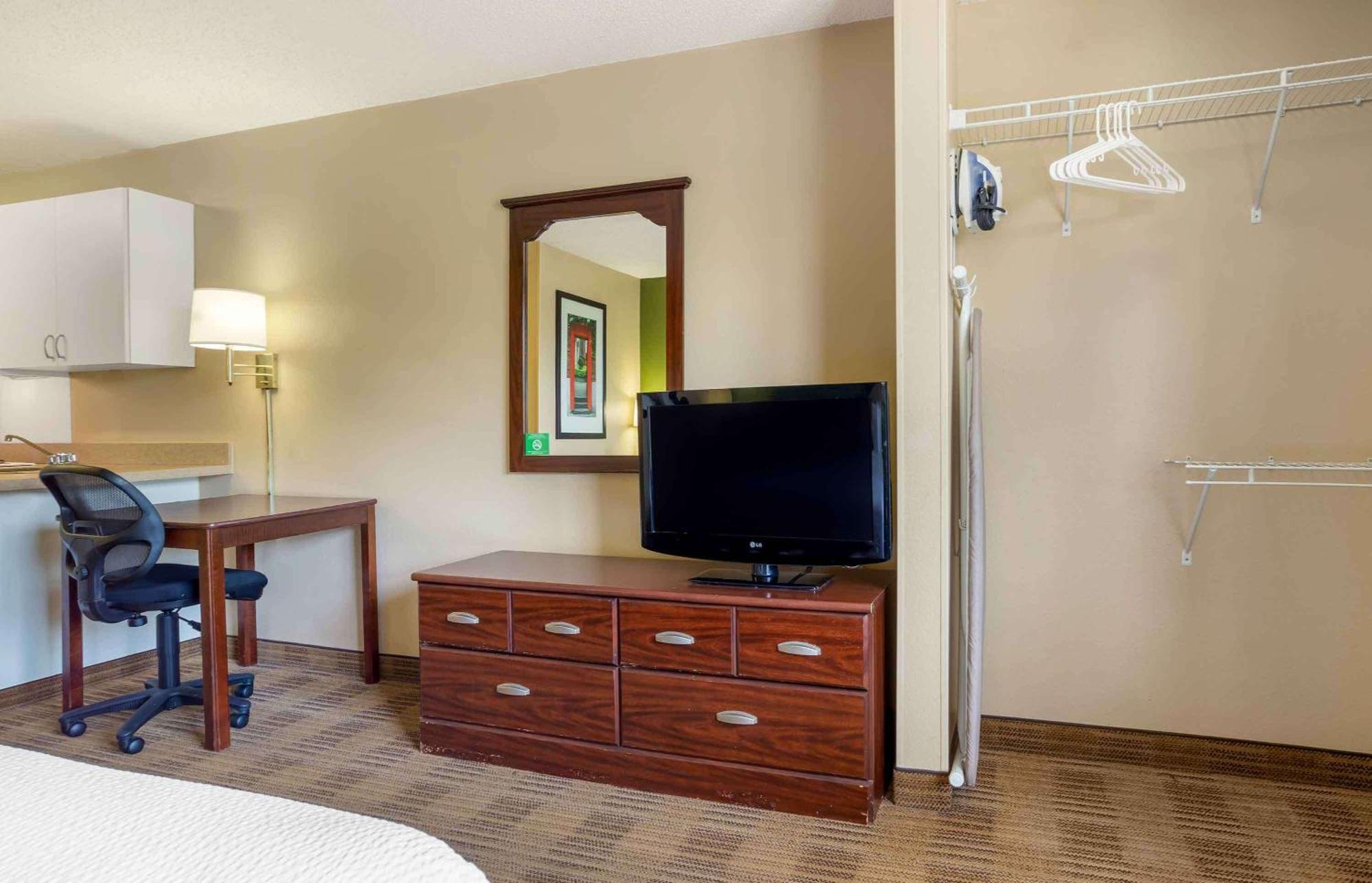 Extended Stay America Select Suites - Houston - Willowbrook - Hwy 249 Eksteriør billede