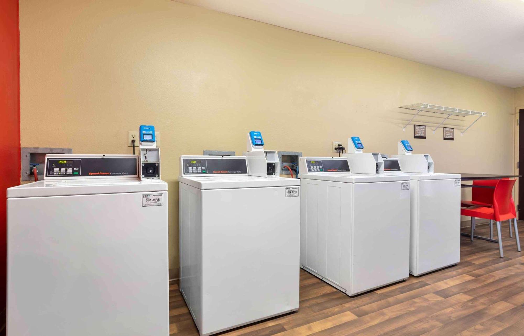 Extended Stay America Select Suites - Houston - Willowbrook - Hwy 249 Eksteriør billede