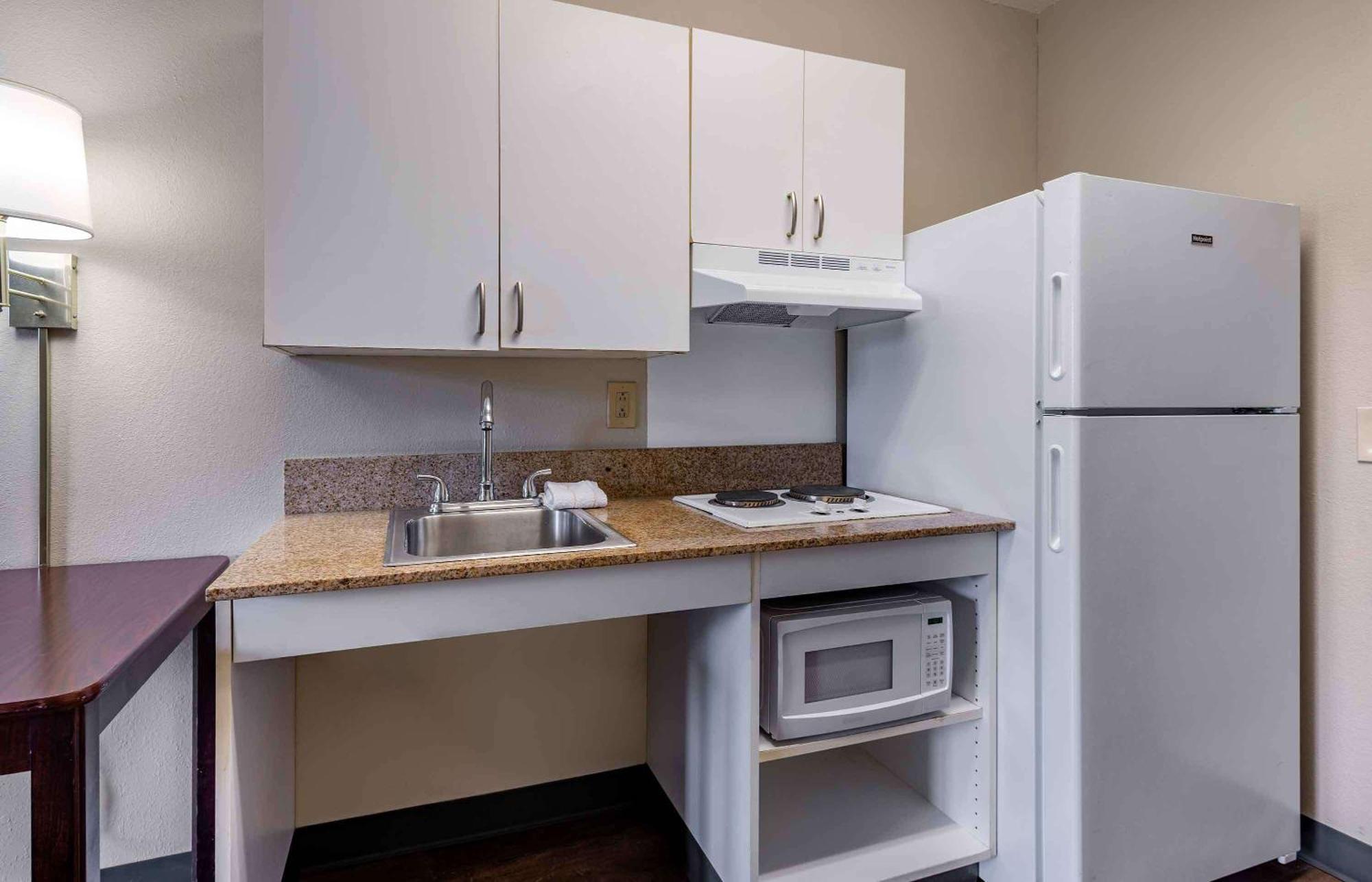 Extended Stay America Select Suites - Houston - Willowbrook - Hwy 249 Eksteriør billede
