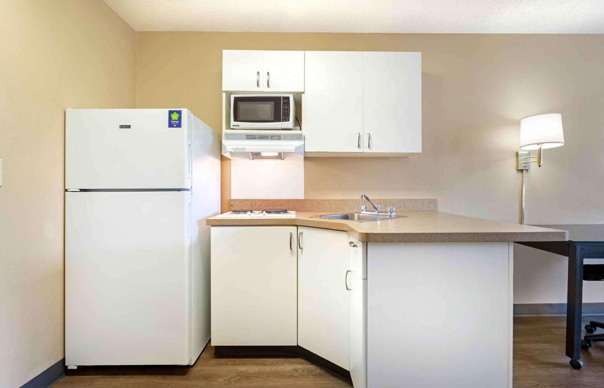 Extended Stay America Select Suites - Houston - Willowbrook - Hwy 249 Eksteriør billede