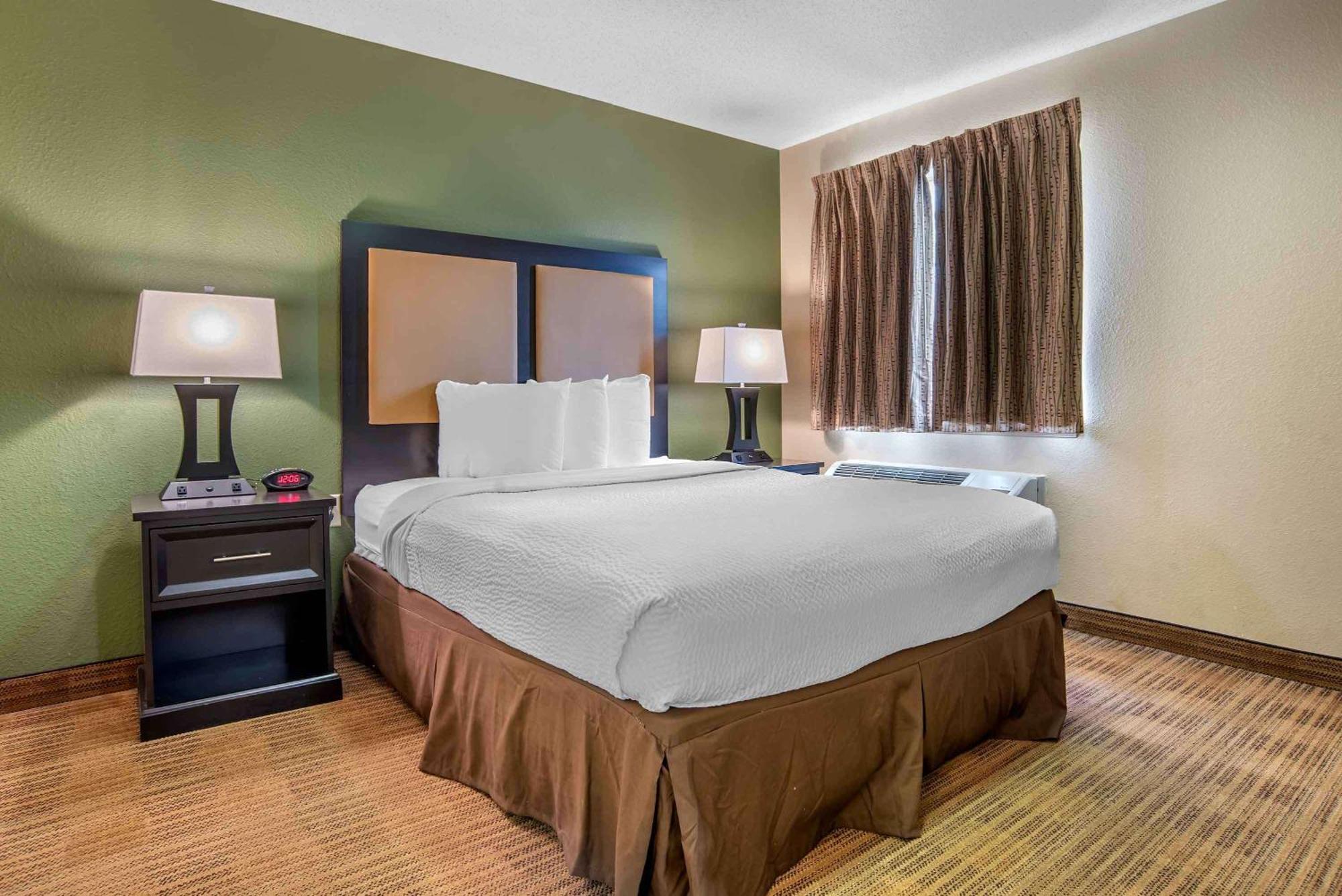 Extended Stay America Select Suites - Houston - Willowbrook - Hwy 249 Eksteriør billede