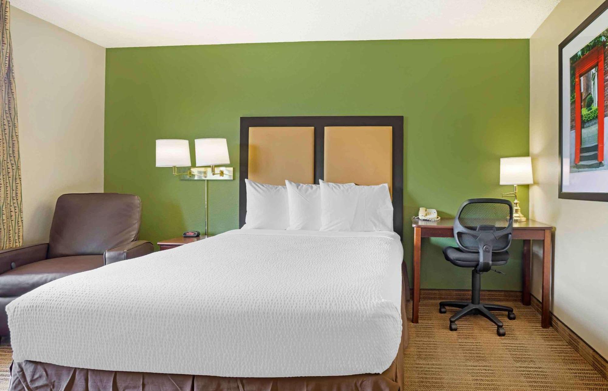 Extended Stay America Select Suites - Houston - Willowbrook - Hwy 249 Eksteriør billede